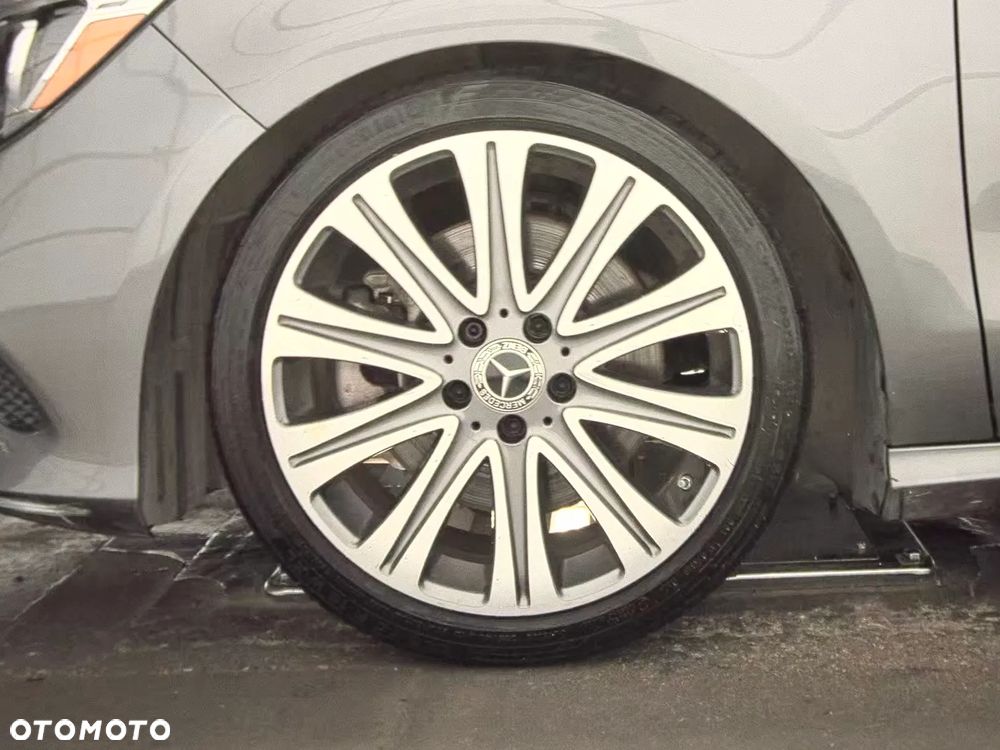 Mercedes-Benz CLA - 15