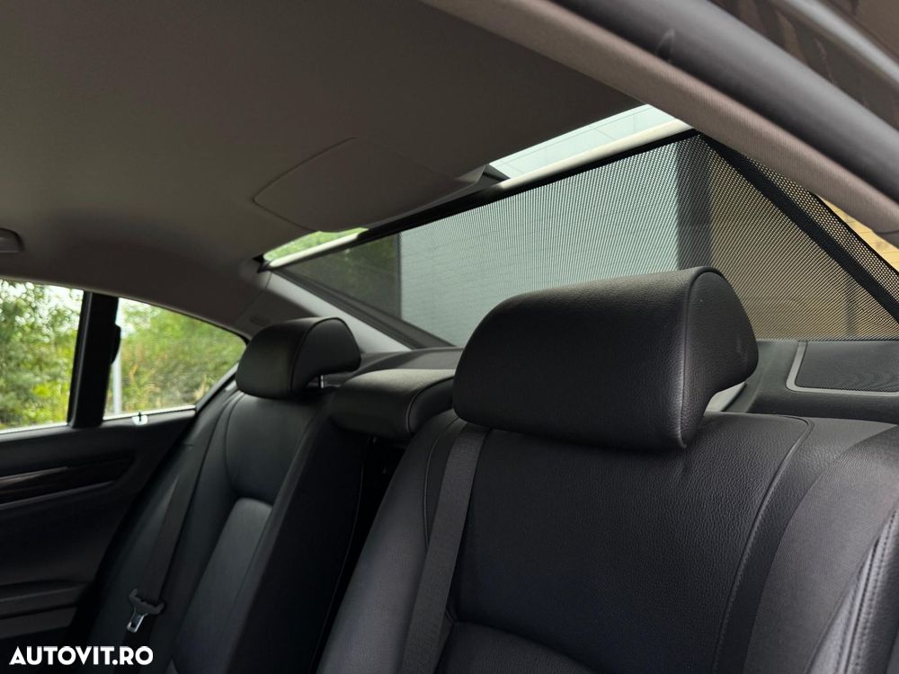BMW Seria 7 - 17