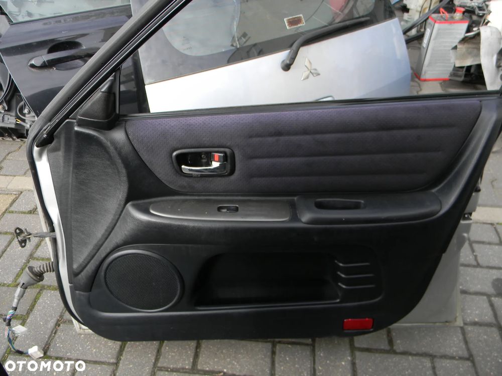 tapicerka drzwi boczki LEXUS IS200 IS300 - 7