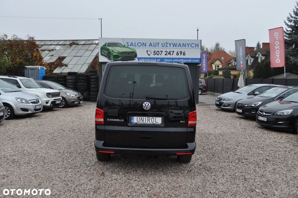 Volkswagen Caravelle - 9