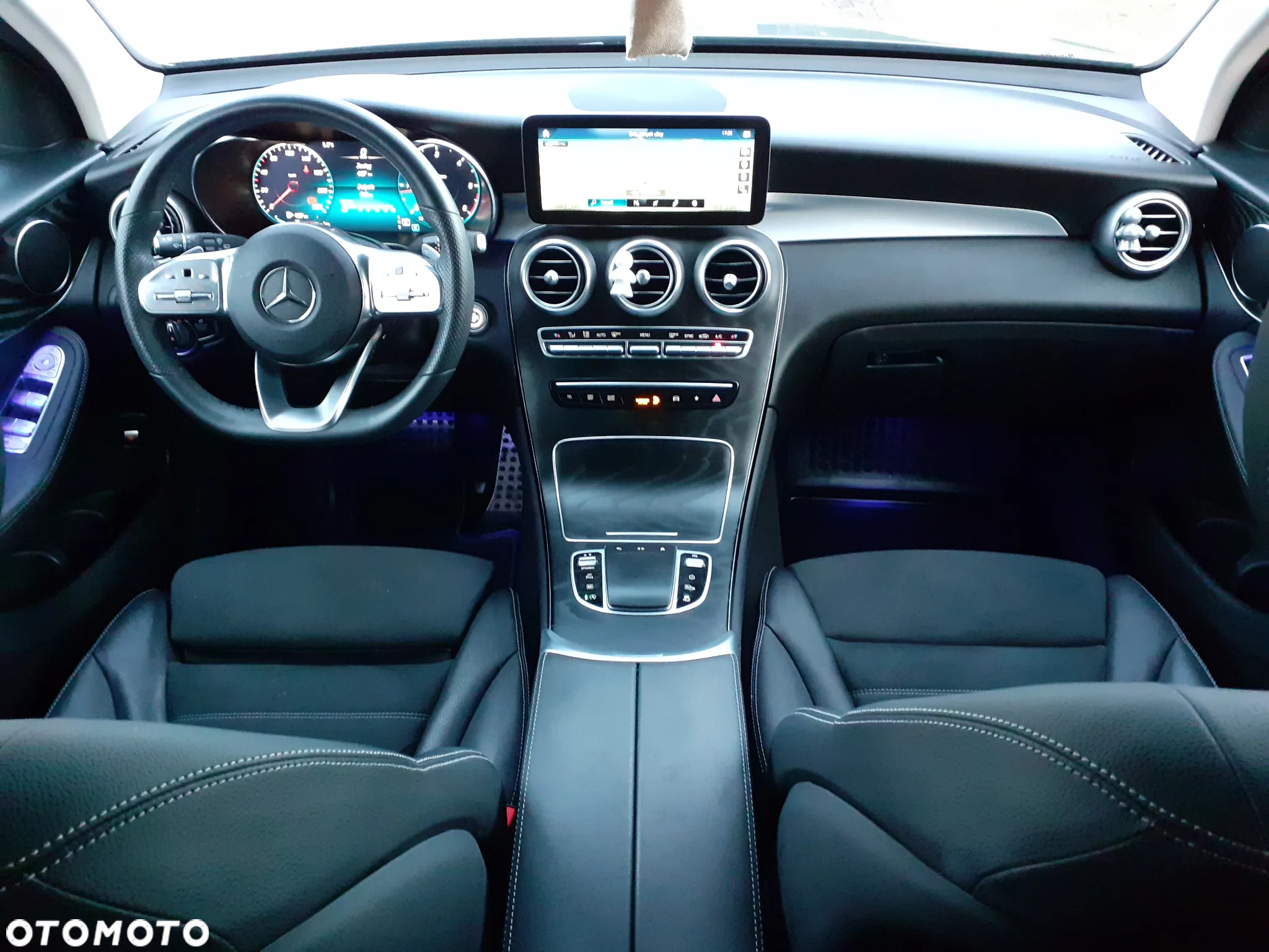 Mercedes-Benz GLC 200 d 4-Matic - 23