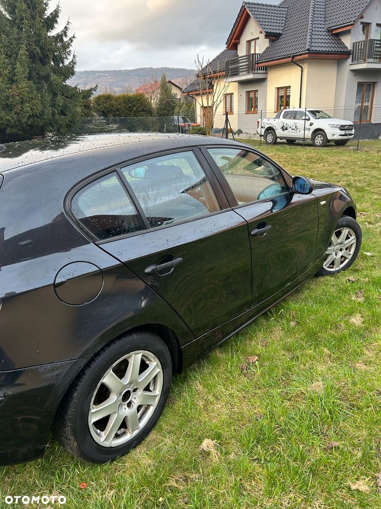 BMW Seria 1 116i - 4