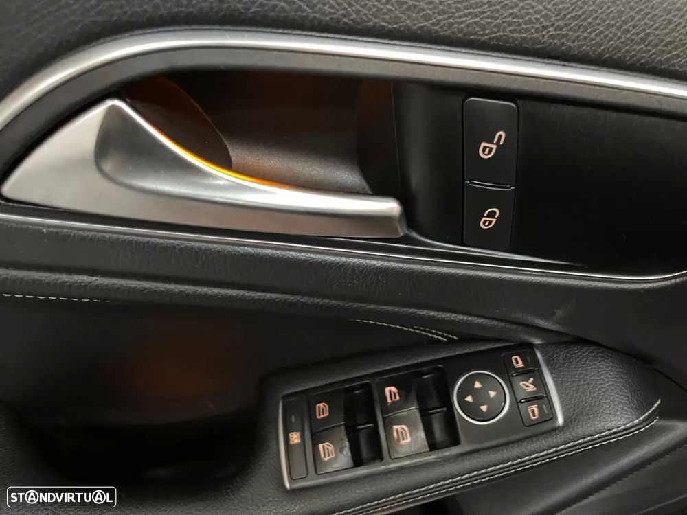 Mercedes-Benz A 160 d Urban - 16