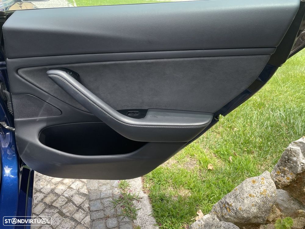 Tesla Model 3 Long Range AWD Dual Motor - 41