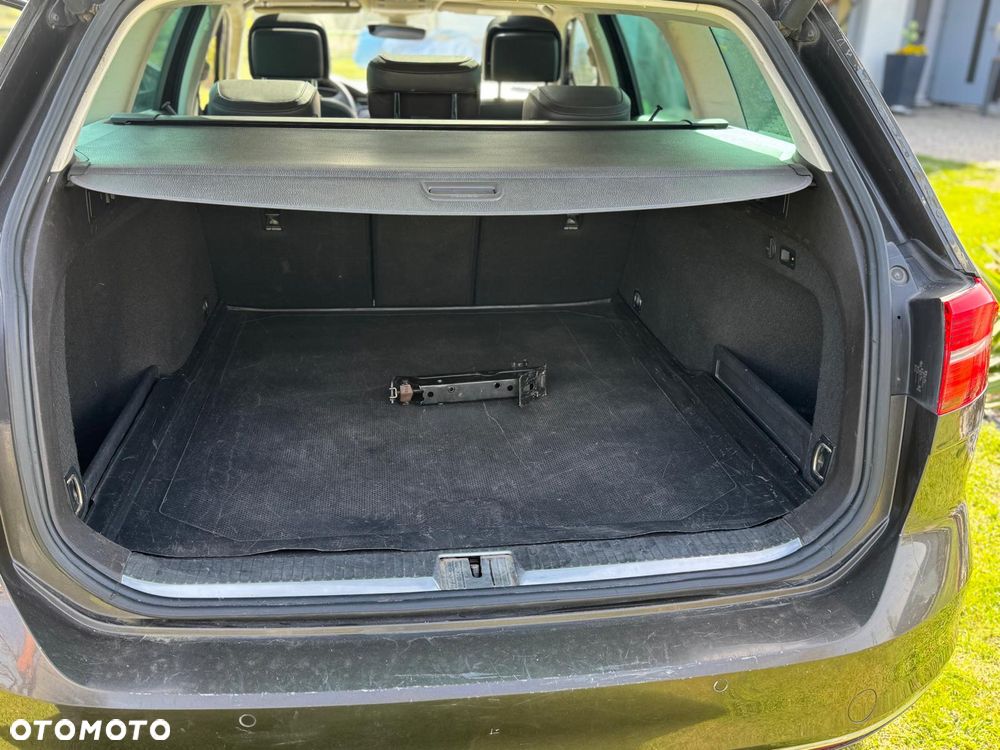 Volkswagen Passat 2.0 TDI SCR DSG Business - 10