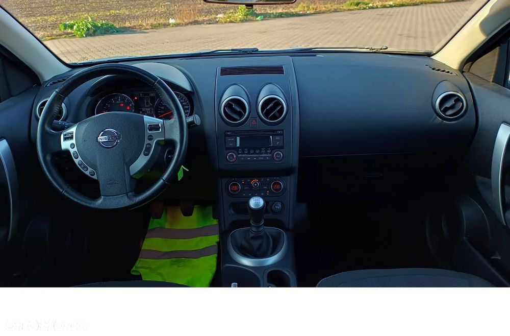 Nissan Qashqai 2.0 4 x 4 tekna - 17