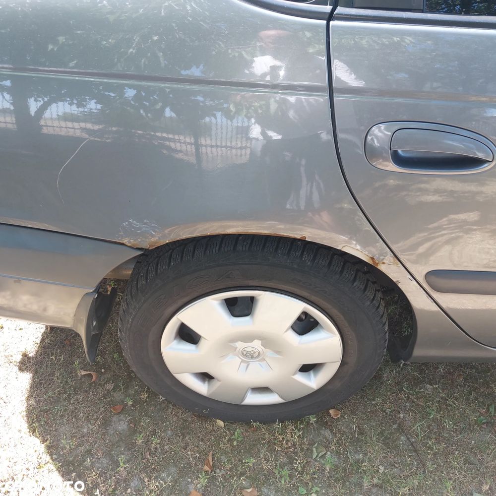 Toyota Avensis 2.0 VVT-i Sol - 3
