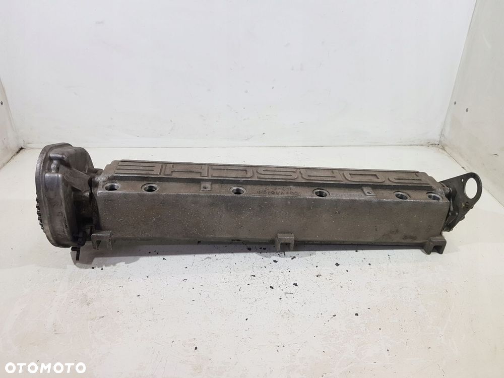 wałek rozrządu pokrywa 9441052506r porsche 944 2.5 b m44/40 - 4