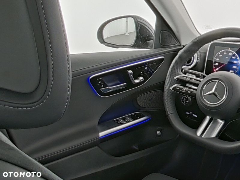 Mercedes-Benz Klasa C 300 d 4Matic 9G-TRONIC AMG Line - 7