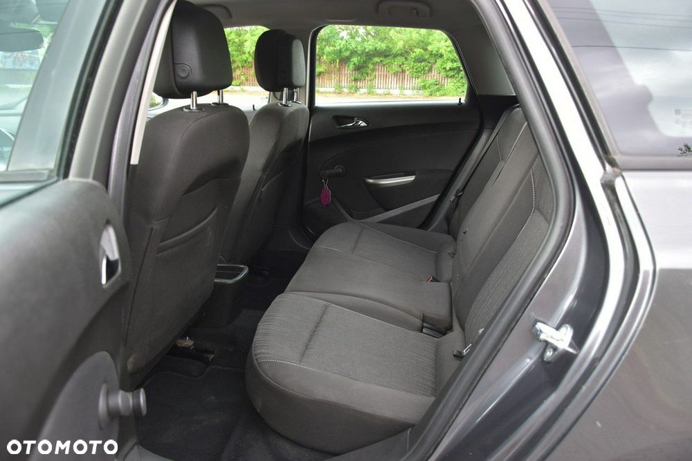 Opel Astra - 14