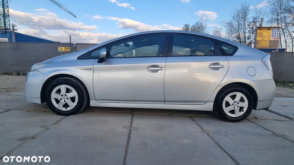 Toyota Prius 1.8 HSD Active - 6