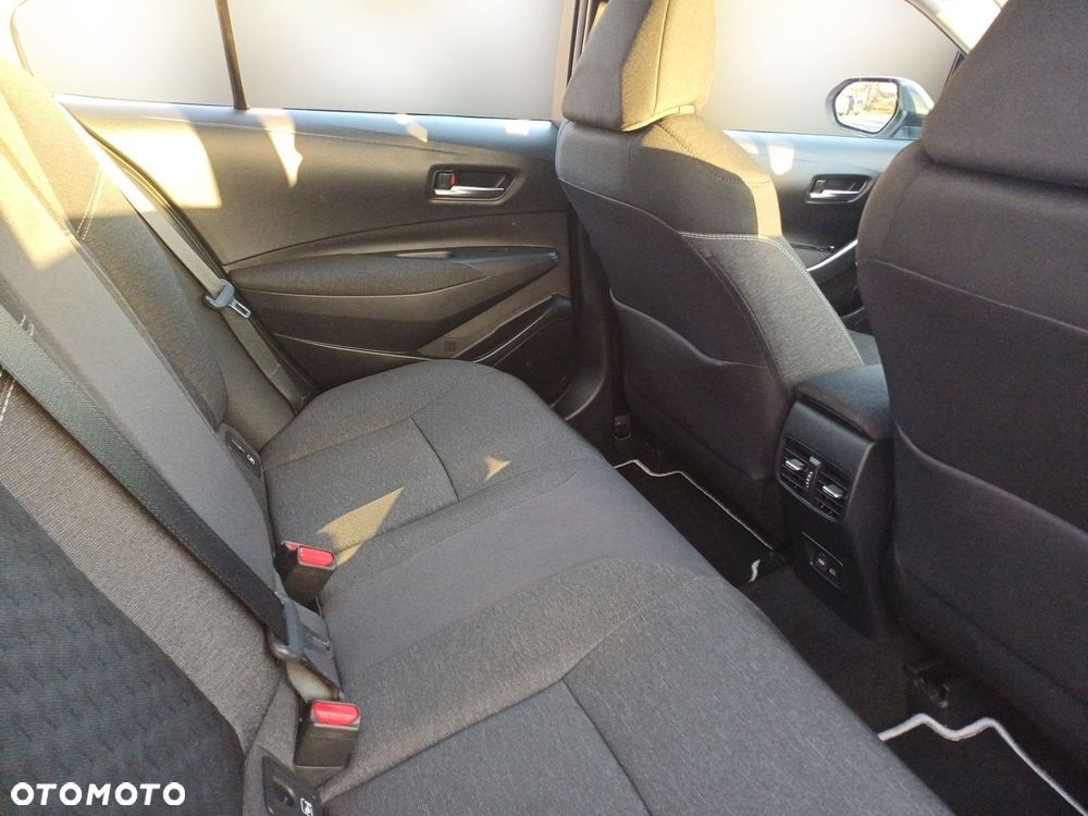 Toyota Corolla 1.8 Hybrid Comfort - 10