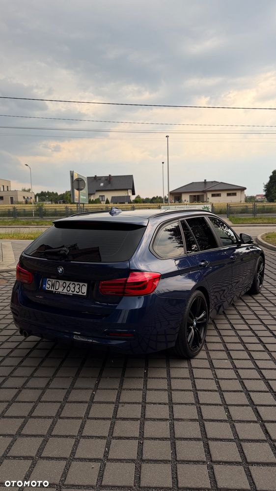 BMW Seria 3 320d Edition Luxury Line Purity - 8