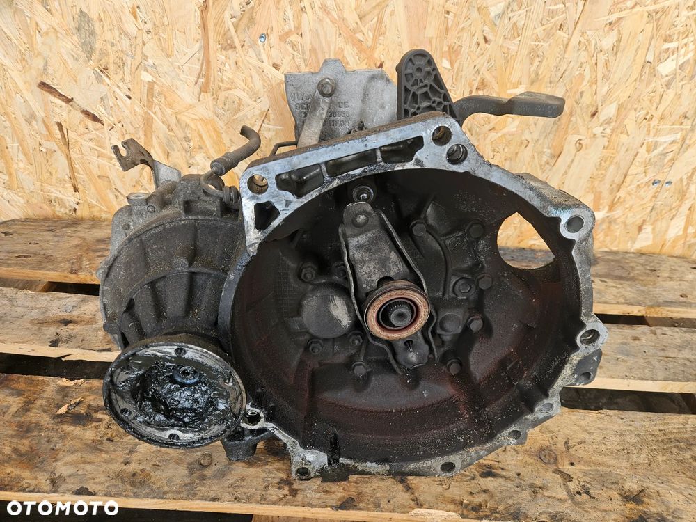 Skrzynia Biegów 1.9 Tdi 105km KBL Vw Seat Skoda Audi 5 Biegów OBUDOWA - 2