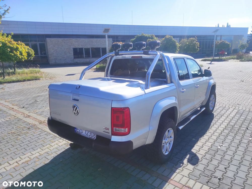 Volkswagen Amarok - 11