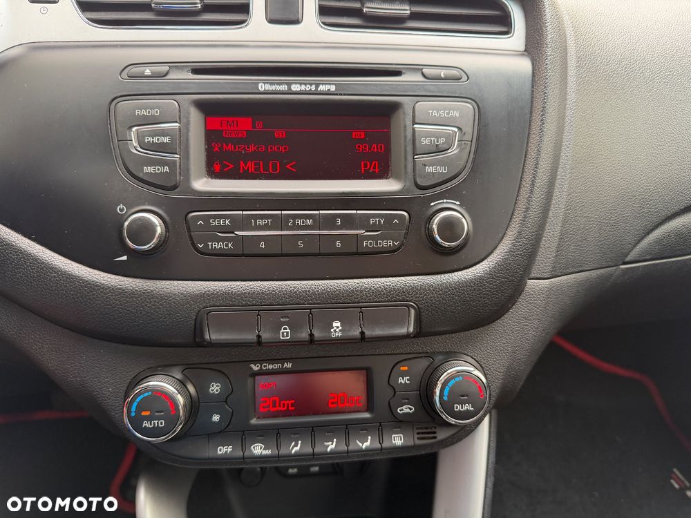 Kia Ceed 1.6 GDI XL - 12