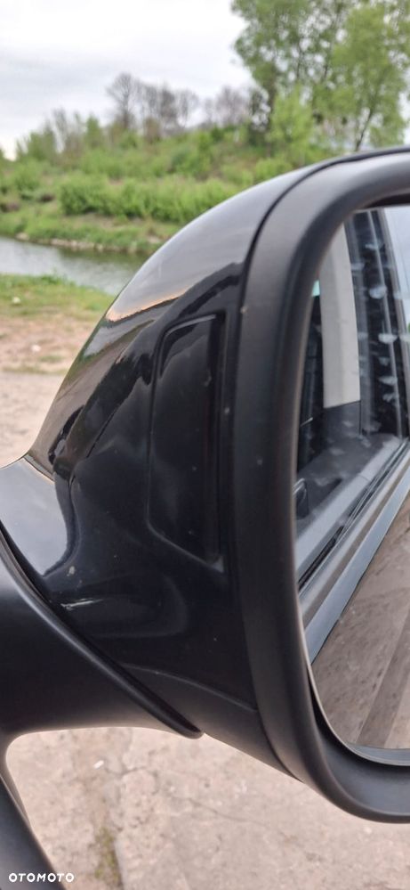 Volkswagen Multivan - 9