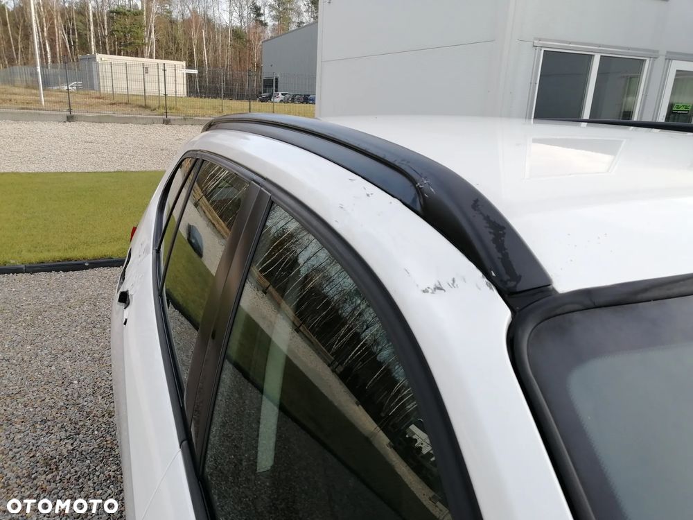 BMW X1 sDrive16d xLine - 10