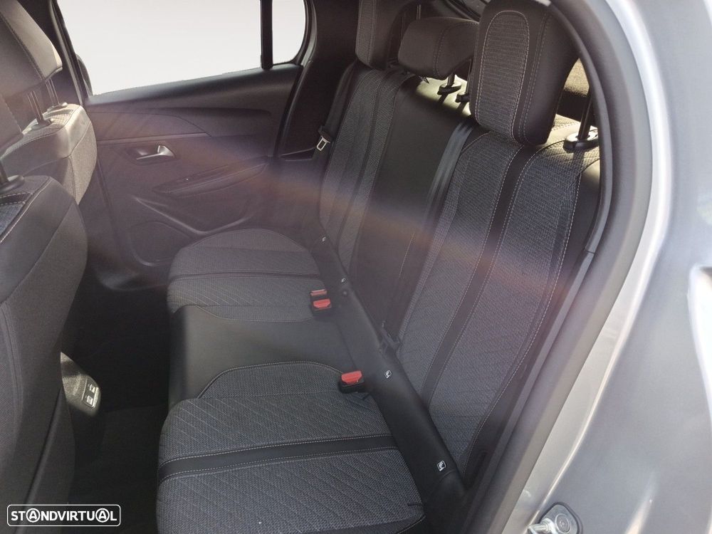 Peugeot 208 1.2 PureTech Allure - 13