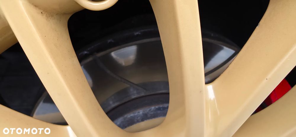 Volkswagen Polo 1.6 TDI DPF Highline - 28