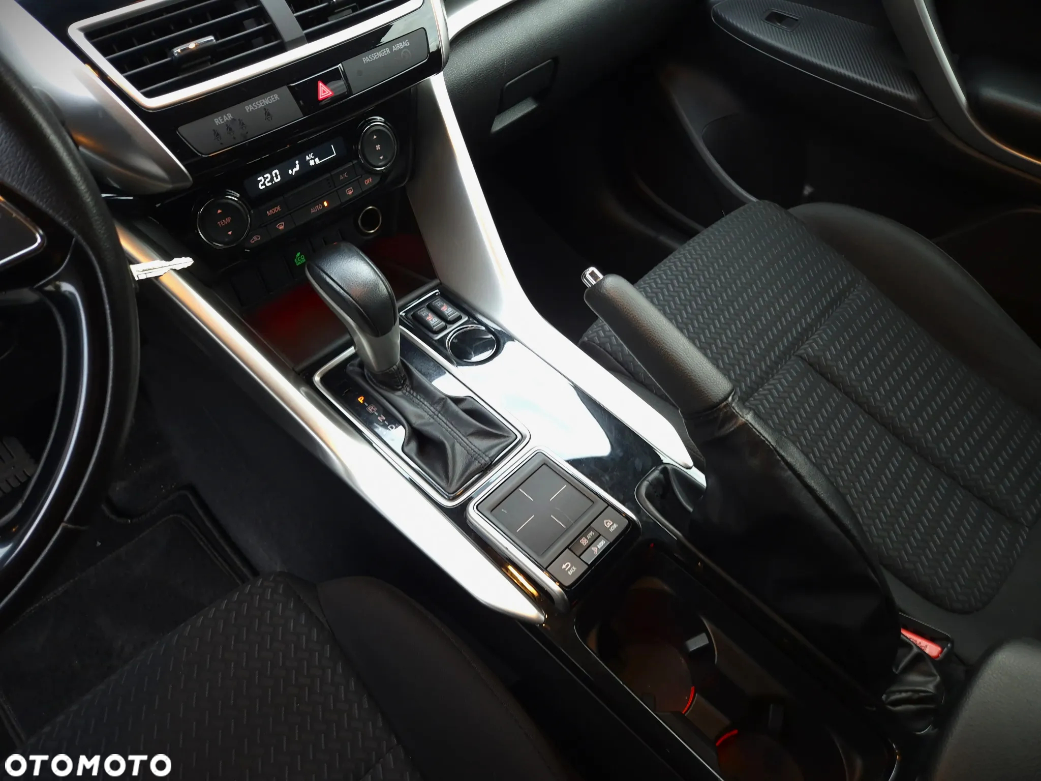 Mitsubishi Eclipse Cross 1.5 T-MIVEC ClearTec CVT 2WD Diamant Edition - 18