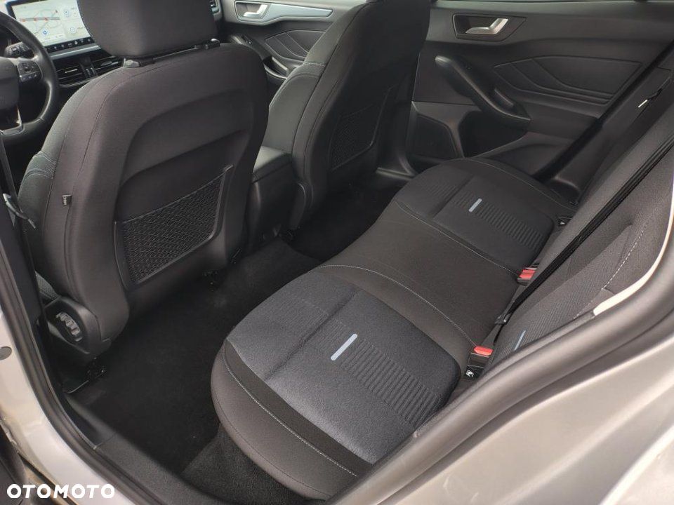 Ford Focus - 13