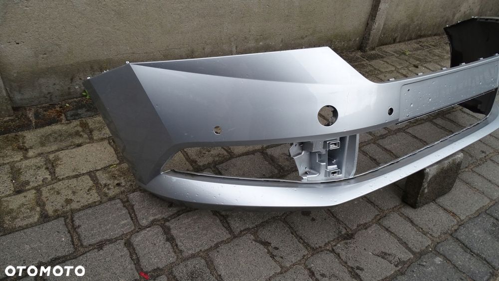 SKODA FABIA III 6V0 LIFT - zderzak przedni - 2