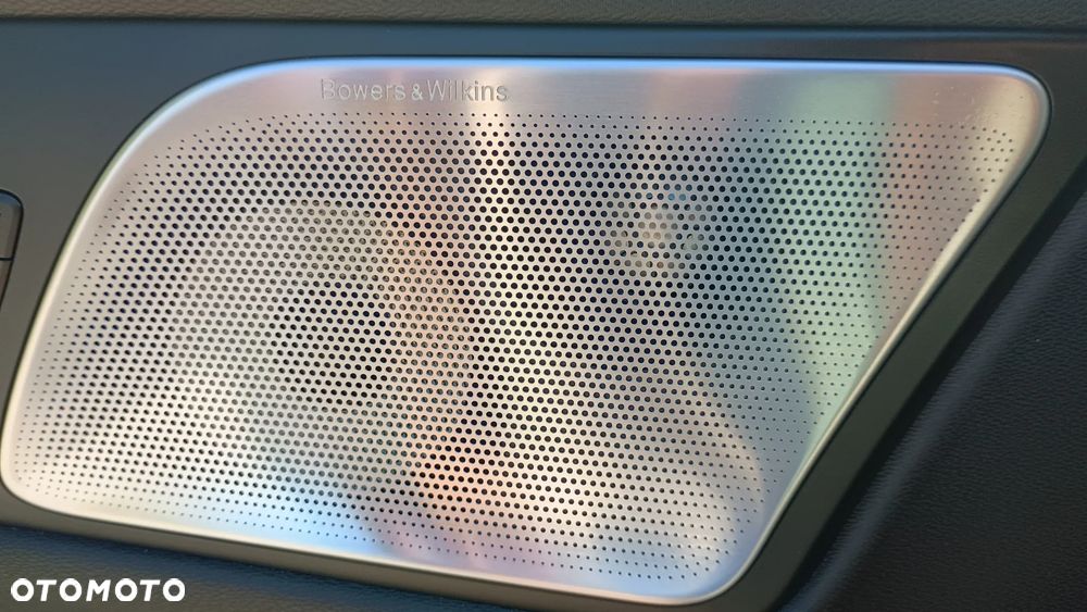 Volvo V60 T8 AWD Plug-In Hybrid Polestar Engineered R-Design - 37