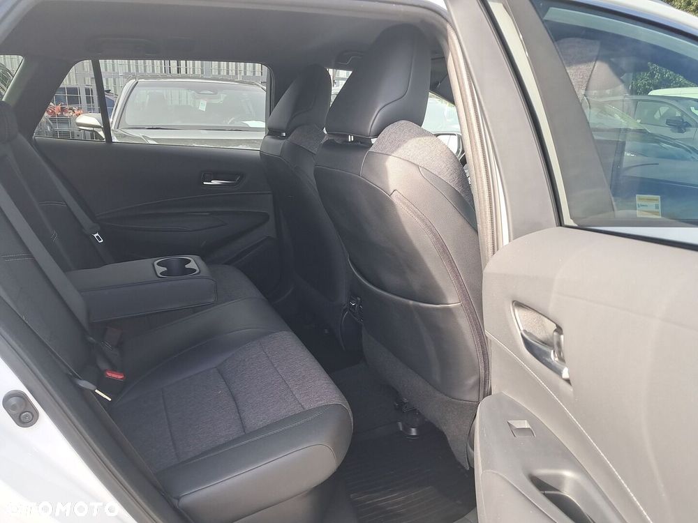 Toyota Corolla 1.8 Hybrid Style - 21