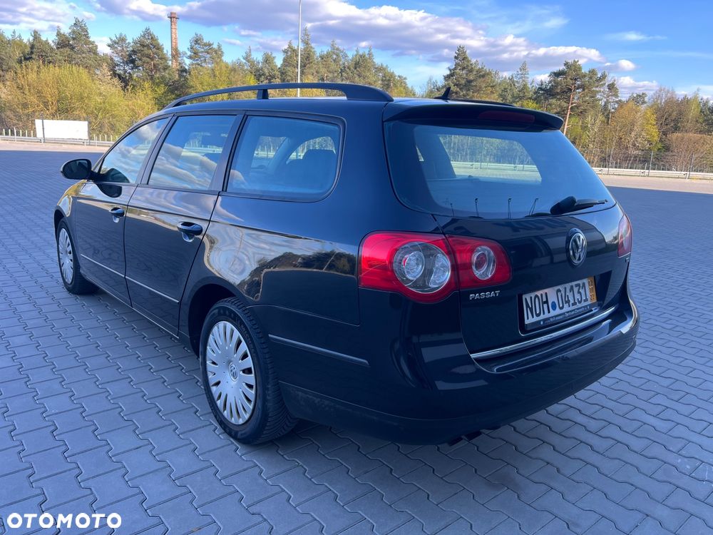 Volkswagen Passat 1.9 TDI Comfortline - 7