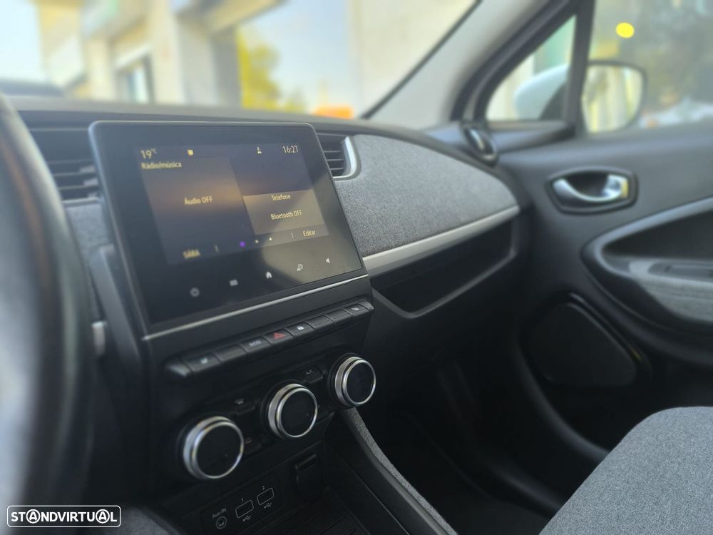 Renault Zoe - 36