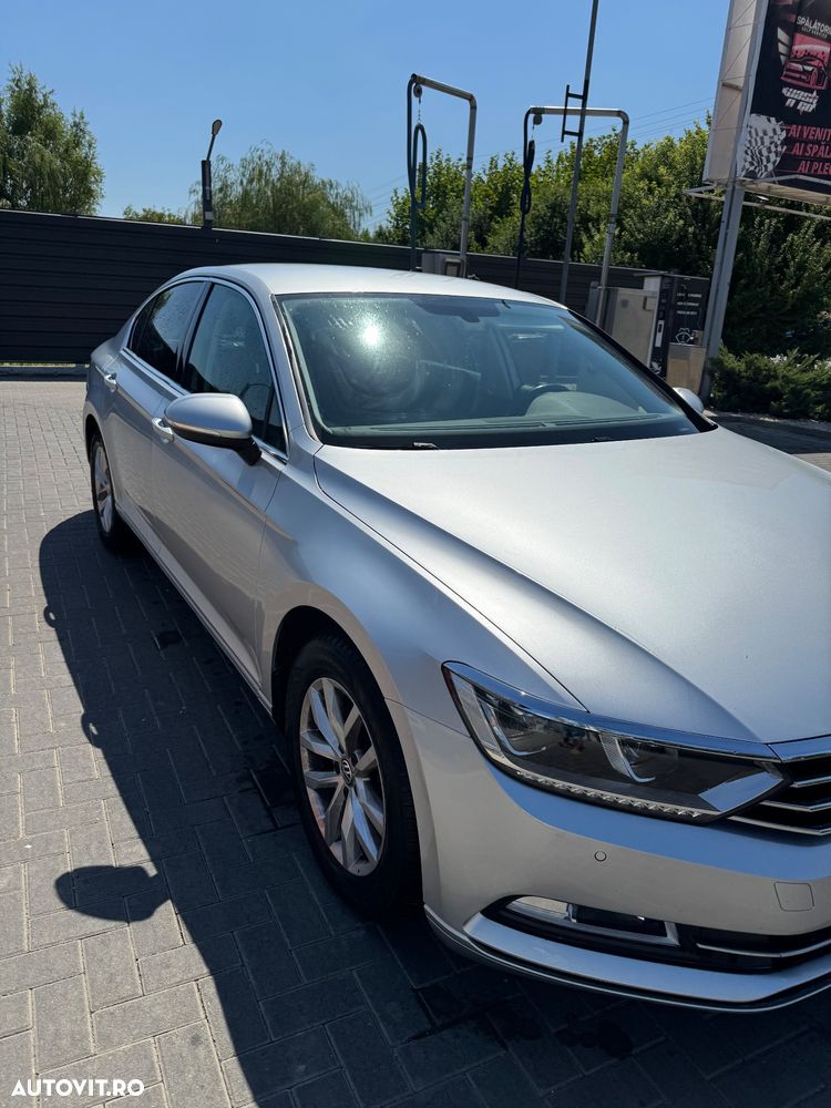Volkswagen Passat 2.0 TDI DSG Comfortline - 1