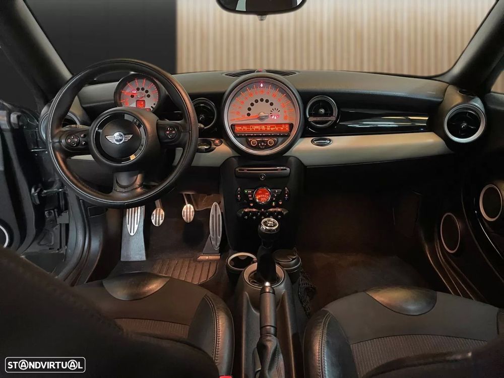 MINI Coupé Cooper SD - 8