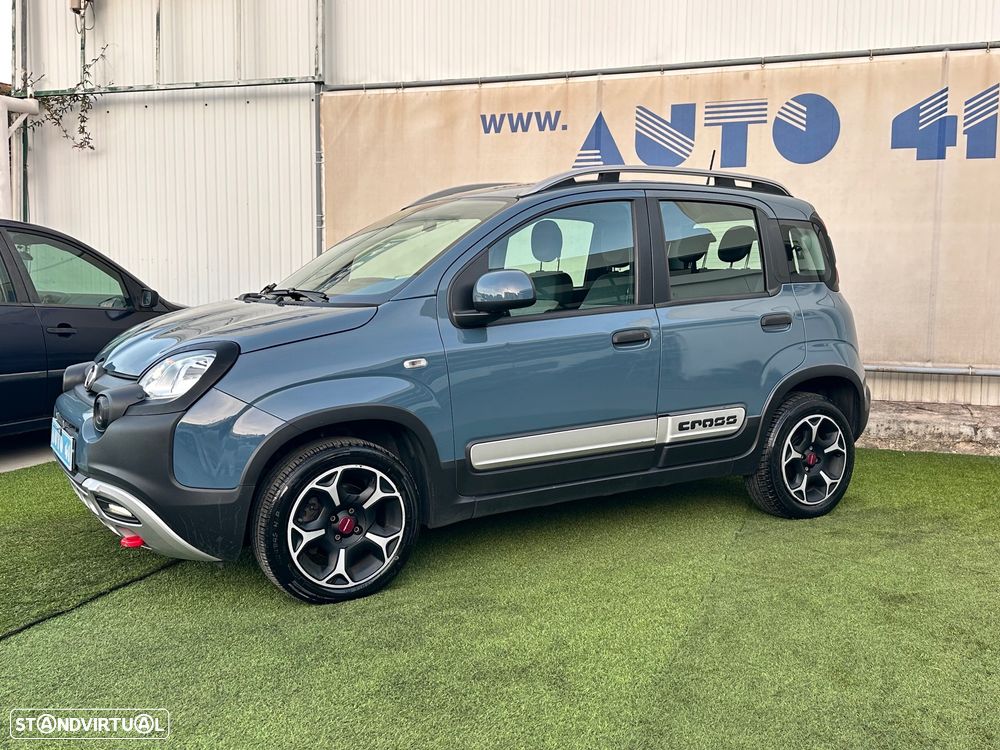 Fiat Panda 1.0 Hybrid Cross - 2