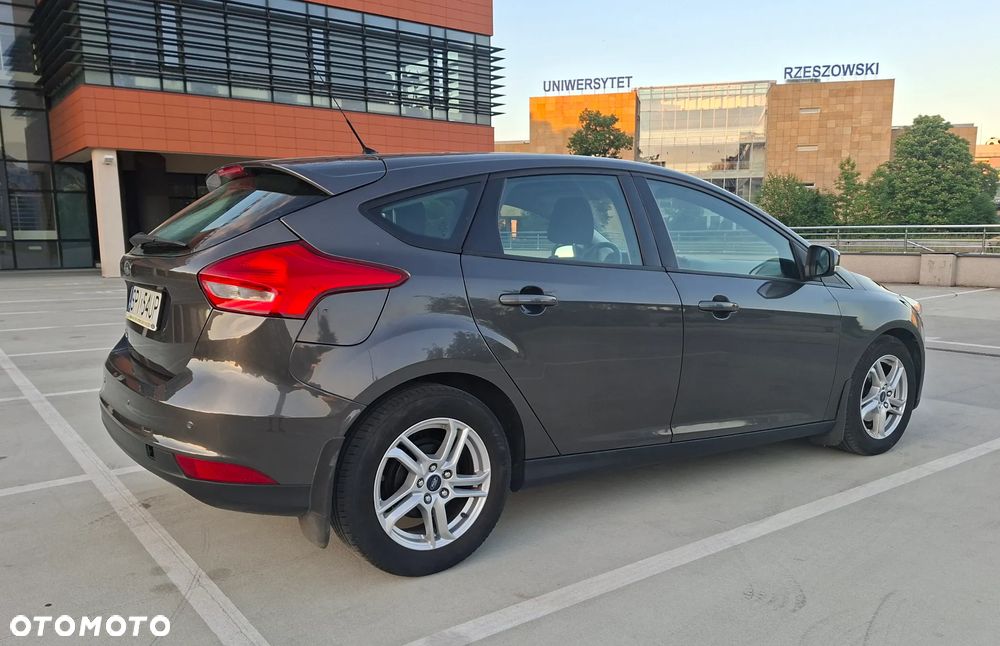 Ford Focus 1.6 Gold X (Edition) - 4