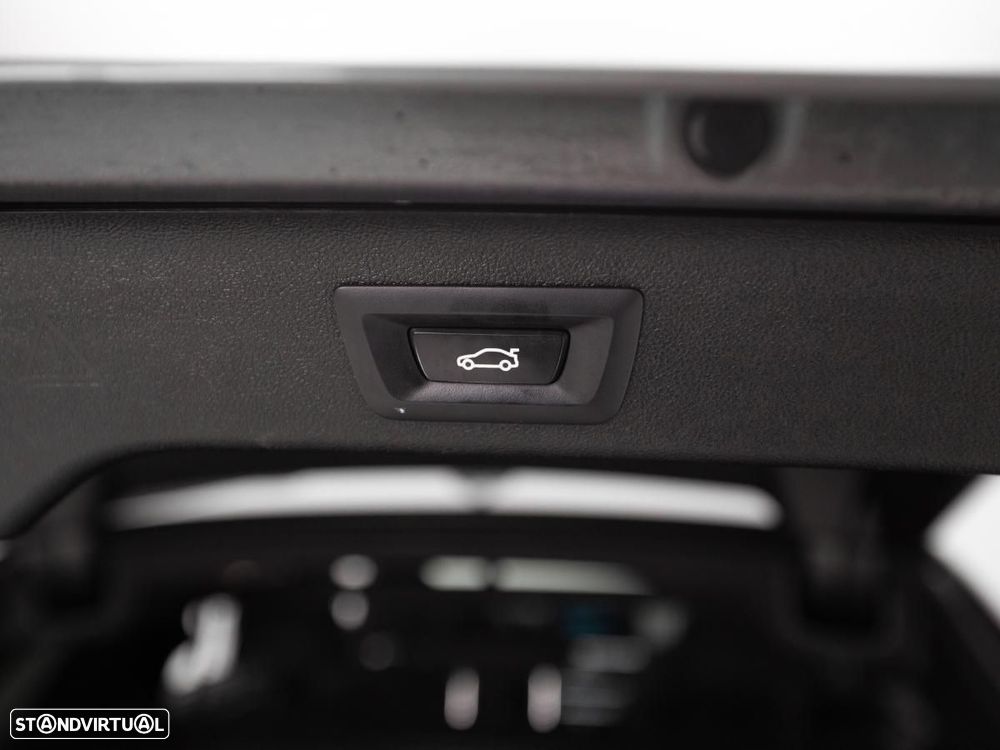 BMW 530 e xDrive Aut. Luxury Line - 14