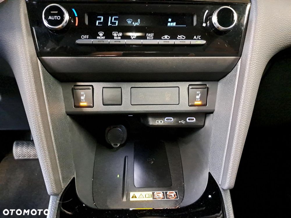 Toyota Yaris Cross Hybrid 1.5 Style - 25