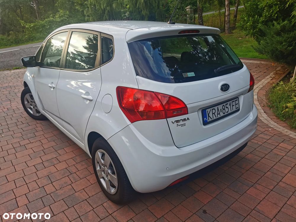 Kia Venga 1.4 CVVT Attract - 8
