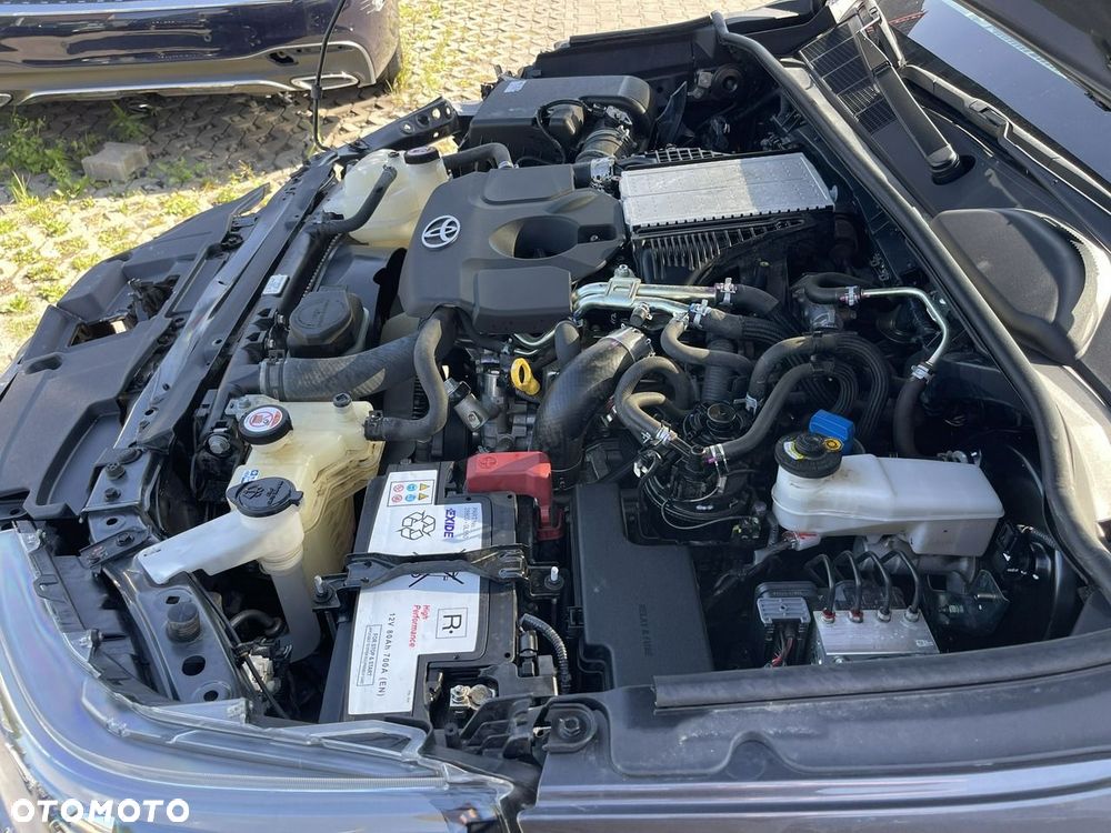 Toyota Hilux 4x4 Double Cab Autm Invincible - 17