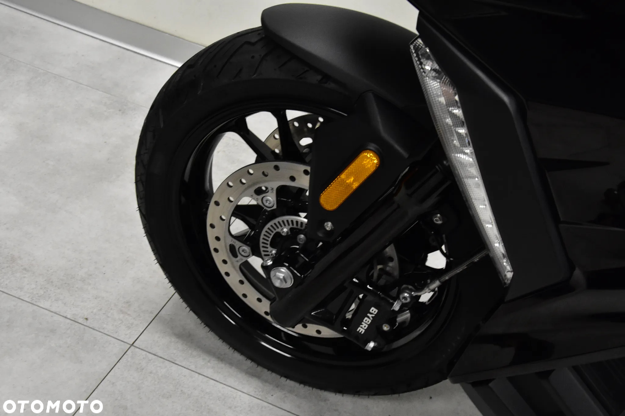 BMW C 400 X - 34
