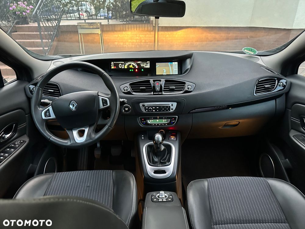 Renault Scenic 1.6 16V 110 Dynamique - 21