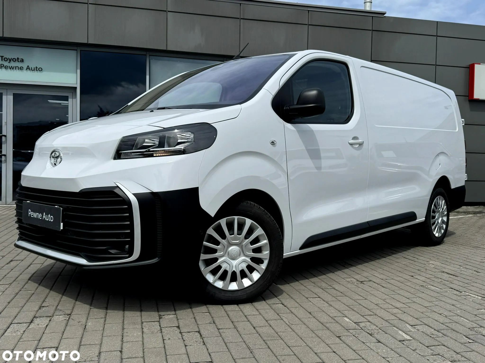 Toyota Proace - 1