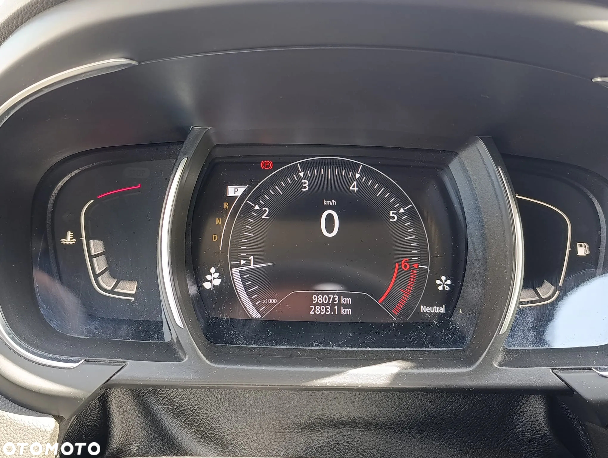 Renault Scenic 1.3 TCe FAP Intens EDC - 22