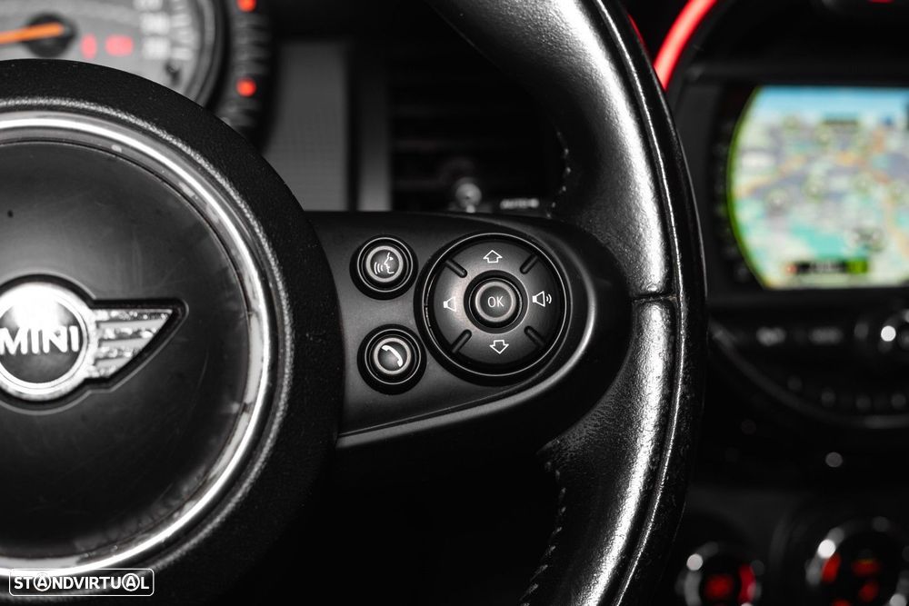 MINI 3 Portas Cooper D - 19