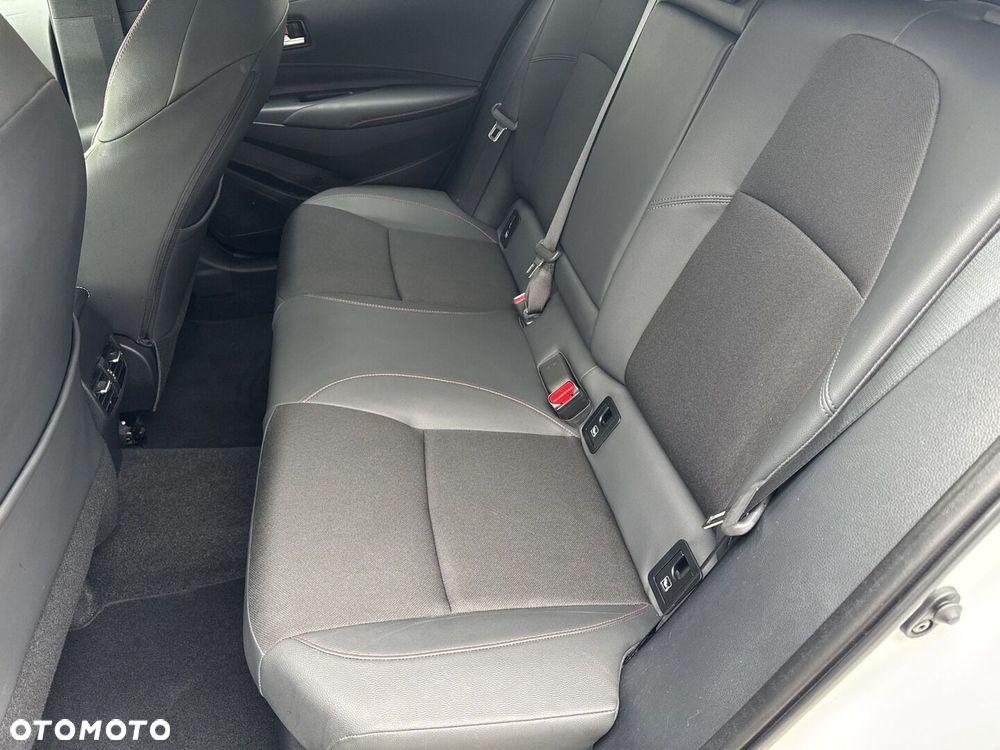 Toyota Corolla 2.0 Hybrid GR Sport - 13