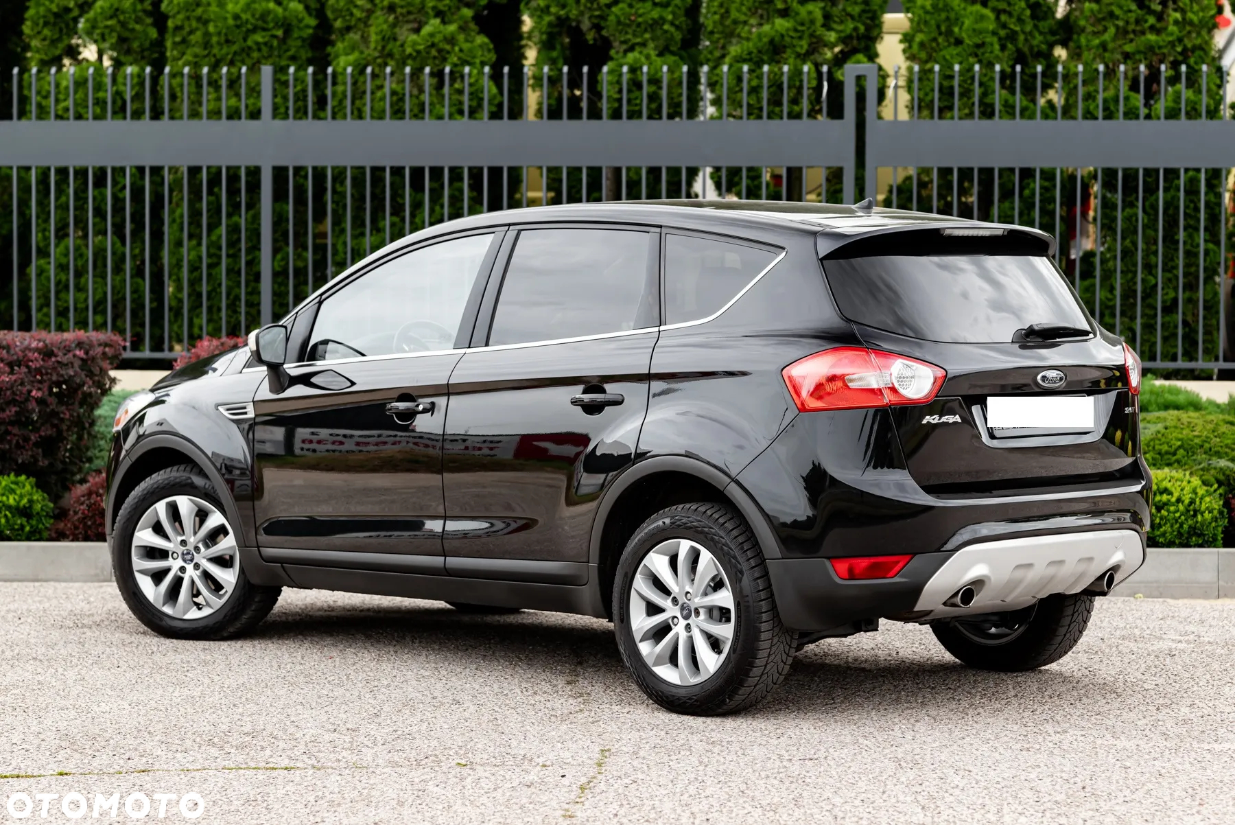Ford Kuga 2.5 4x4 Titanium - 9