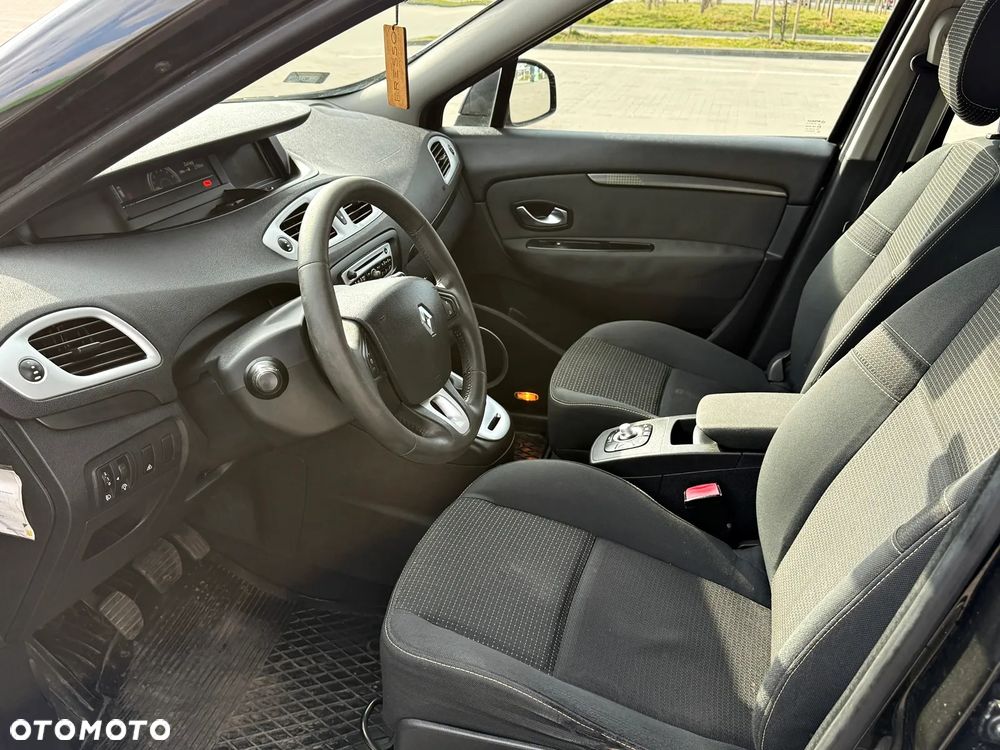 Renault Scenic TCe 130 Dynamique - 12