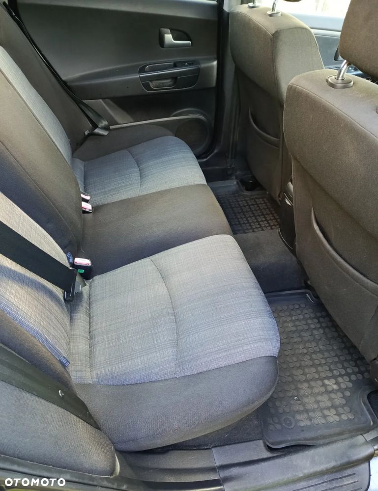 Kia Ceed 1.6 CRDi SW LX - 4