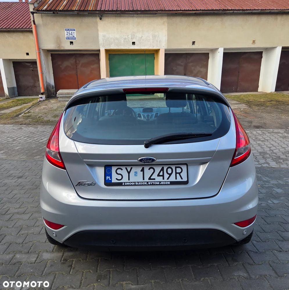 Ford Fiesta 1.25 Titanium EU6 - 21