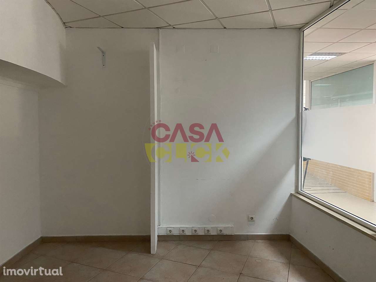 Loja T2 Venda em Torres Novas (Santa Maria, Salvador e Santiago),Torre - Grande imagem: 5/25